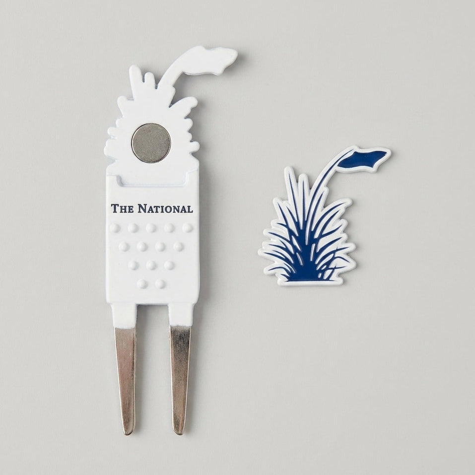 Bespoke Divot Tool and Ball Marker - White
